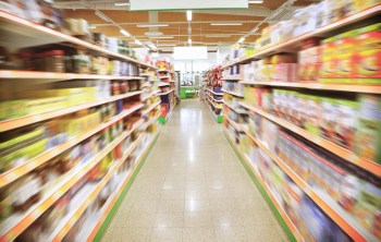 Reinterpretando la función de los supermercados en la comunidad