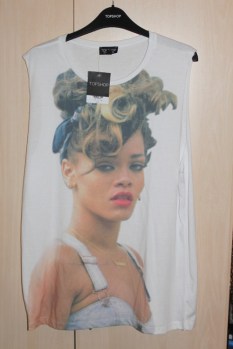 rihanna-suing-topshop-the-jasmine-brand